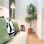 Woody Boutique 6 Trendy Flat By Homeful Homes