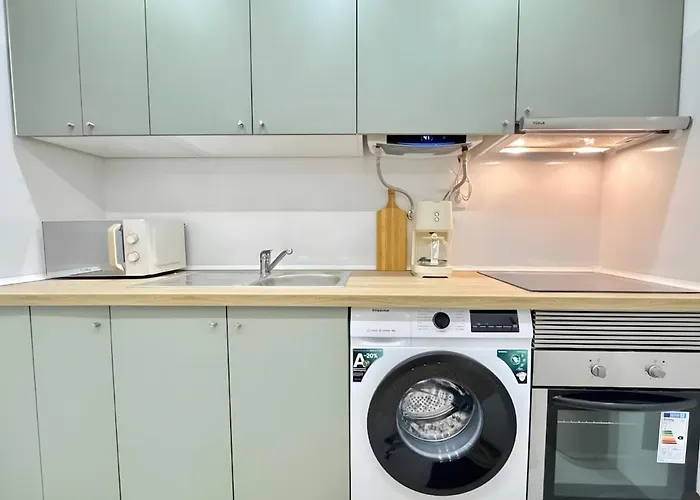 Woody Boutique 6 Trendy Flat By Homeful Homes Apartman *