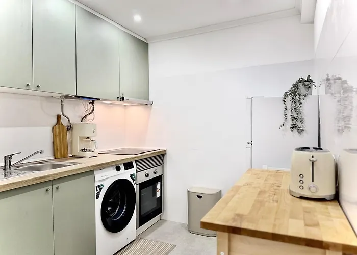 Apartman Woody Boutique 6 Trendy Flat By Homeful Homes *